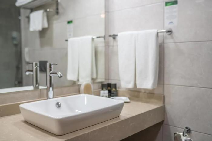 Salamis Bay Conti Hotel Resort&SPA&Casino Famagusta  Camera foto Bathroom